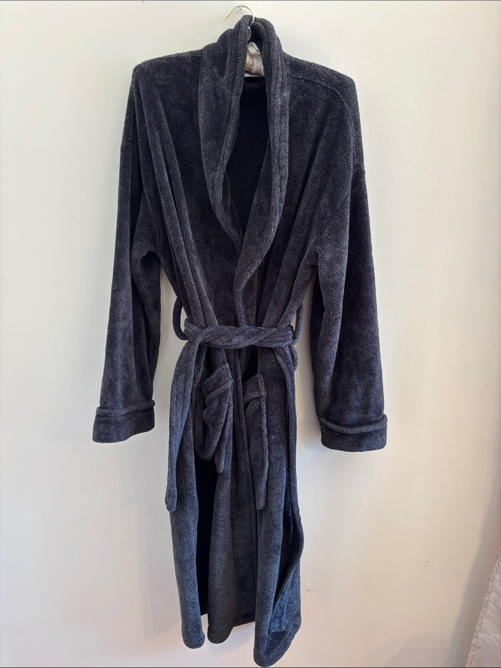 Sonoma Dark Gray Plush Shawl-Collar Bath Robe